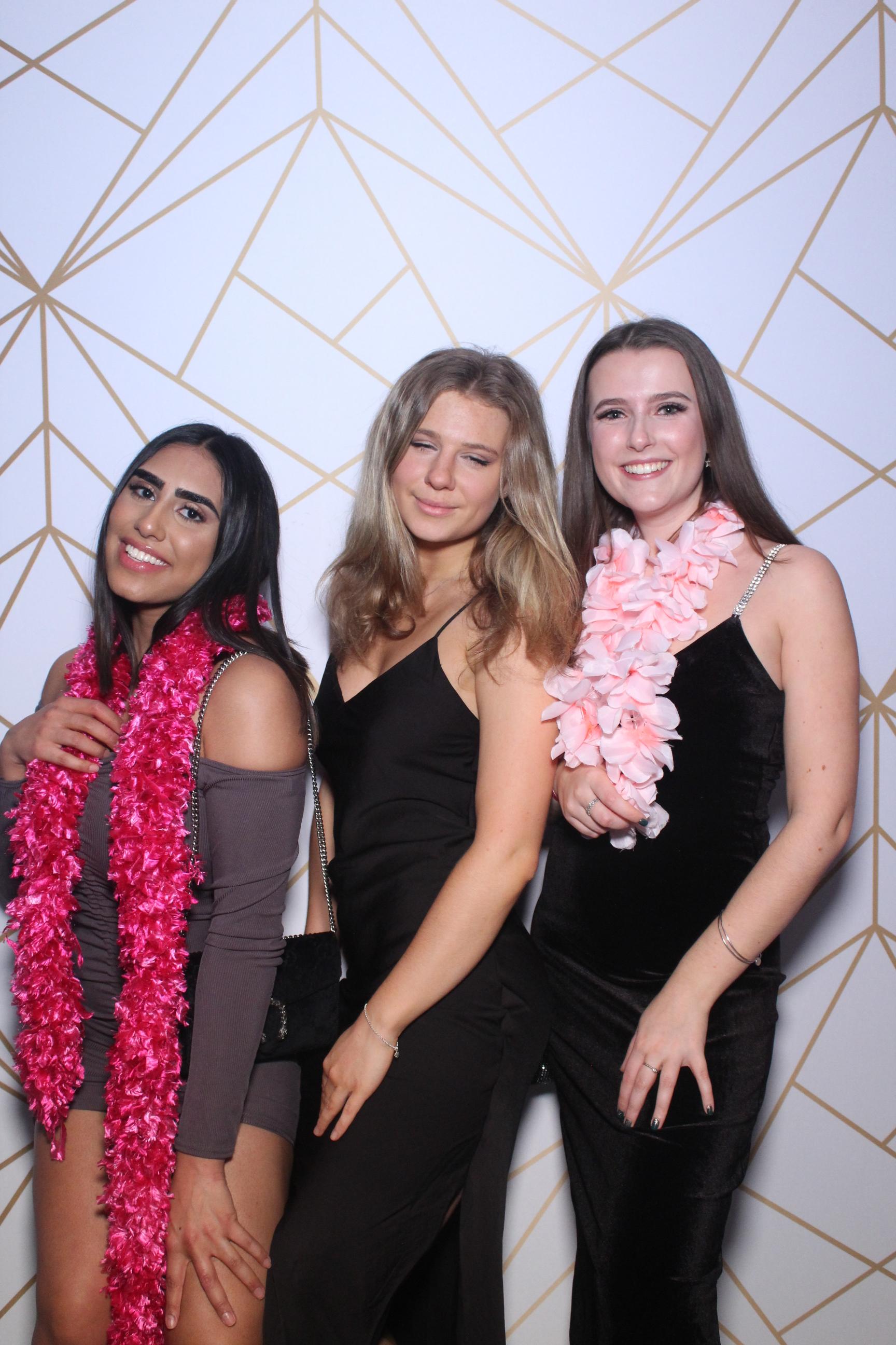 Claudia's 21st  | View more photos from the event at gallery.magicimages.uk/u/MagicImages/Claudias-21st